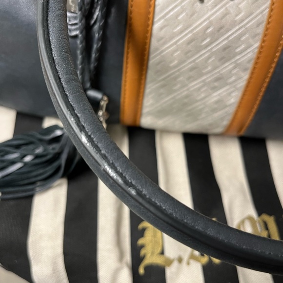 L.A.M.B. Aviano satchel, frosted silver leather, like new condition - Picture 11 of 13